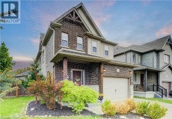 275 FALCONRIDGE Drive  Kitchener, ON N2K 0C5