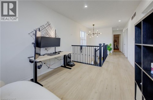 275 Falconridge Drive, Kitchener, ON 
