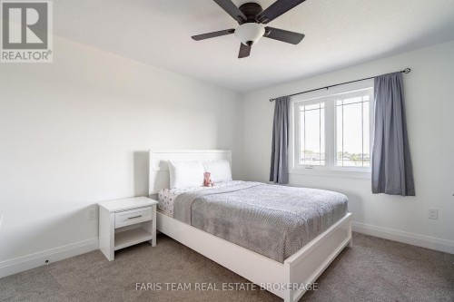4 Cheslock Crescent, Oro-Medonte, ON 