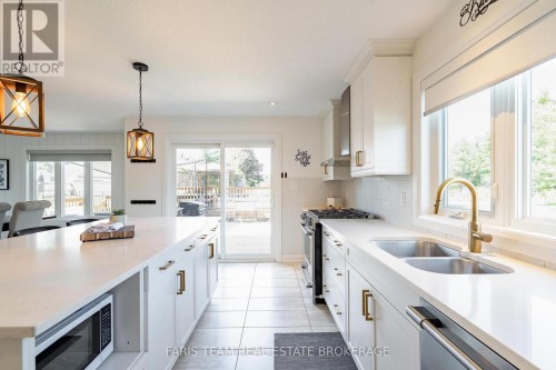 4 Cheslock Crescent, Oro-Medonte, ON 