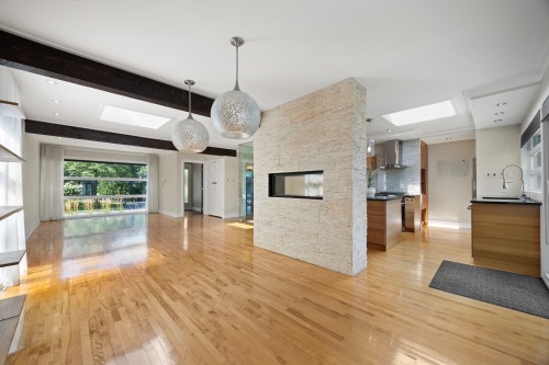 Salle à manger - 2 Av. Balzac, Candiac, QC 