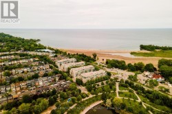 321 - 9 BOARDWALK DRIVE  Toronto, ON M4L 6T1