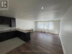 105 - 50 BENSON AVENUE Richmond Hill, ON L4C 4E6