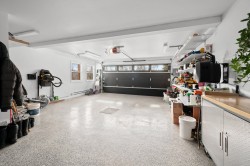 Garage - 
