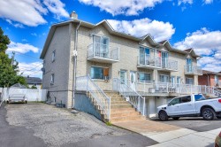 165  - 167 Boul. Samson  Laval (Sainte-Dorothée), QC H7X 3E4