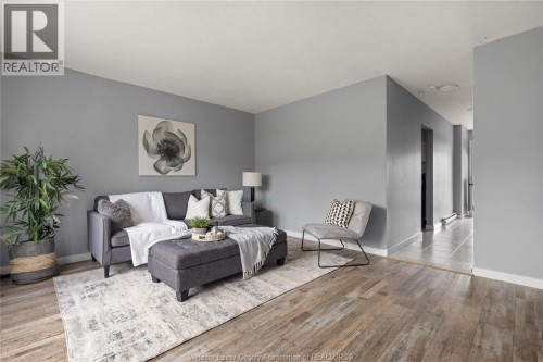 2626 Vine COURT Unit# 137 , Windsor, Ontario N8T 2X3 4