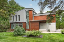 555 Av. Cypress  Beaconsfield, QC H9W 3V7