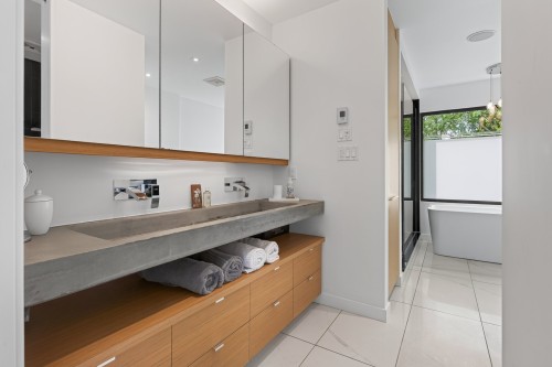 Salle de bains - 555 Av. Cypress, Beaconsfield, QC 