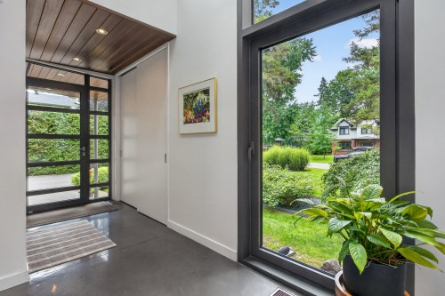 Hall d'entrée/Vestibule - 555 Av. Cypress, Beaconsfield, QC 