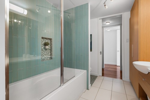 Salle de bains - 555 Av. Cypress, Beaconsfield, QC 