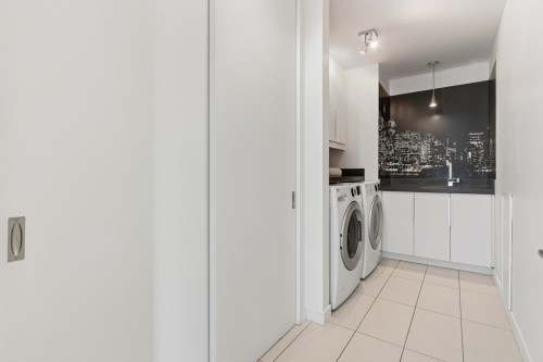 Salle de lavage - 555 Av. Cypress, Beaconsfield, QC 