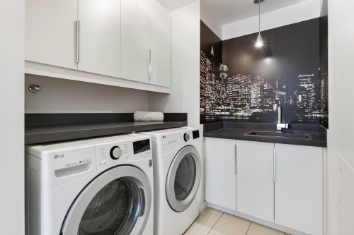Salle de lavage - 555 Av. Cypress, Beaconsfield, QC 