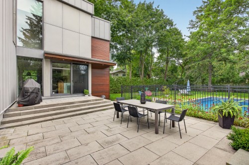 Cour - 555 Av. Cypress, Beaconsfield, QC 