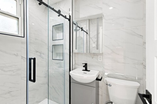 Salle de bains - 4466 Rue D'Iberville, Montréal (Le Plateau-Mont-Royal), QC 