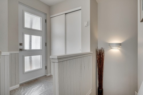 Hall d'entrée/Vestibule - 931 Ch. Des Éperviers, Piedmont, QC 