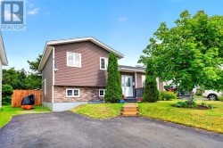 12 Leger Crescent Mount Pearl, NL A1N 3S4