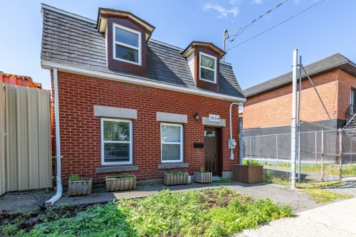 Entry - 1636  - 1638 Rue Gladstone, Montréal (Le Sud-Ouest), QC 