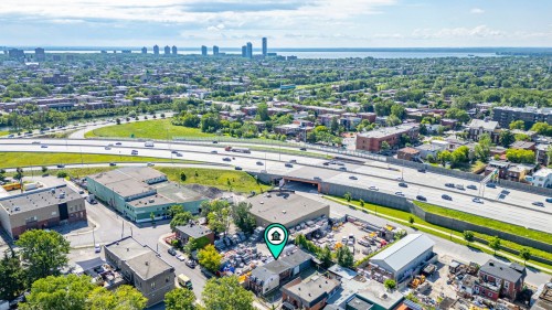 Nearby - 1636  - 1638 Rue Gladstone, Montréal (Le Sud-Ouest), QC 