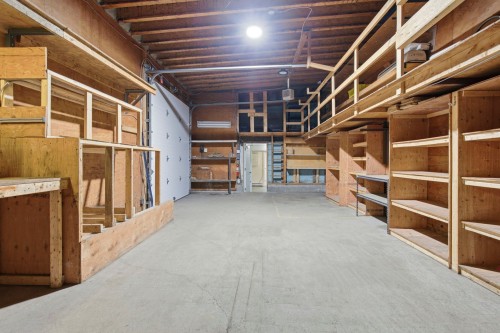 Garage - 1636  - 1638 Rue Gladstone, Montréal (Le Sud-Ouest), QC 
