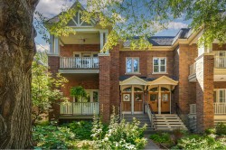 4378 Av. d'Oxford Montréal (Côte-Des-Neiges/Notre-Dame-De-Grâce), QC H4A 2Y6