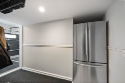 Garage - 