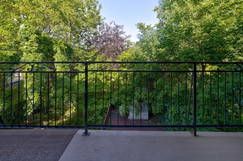 Balcon - 5209 Av. Jacques-Grenier, Montréal (Côte-Des-Neiges/Notre-Dame-De-Grâce), QC 