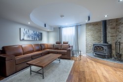Family Room - 