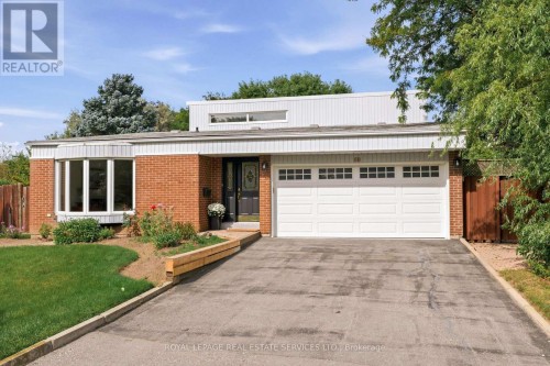 60 BOWSHELM COURT  Mississauga, ON L5N 1K1