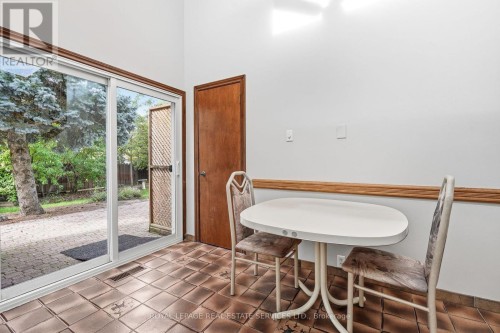 60 Bowshelm Court, Mississauga, ON 