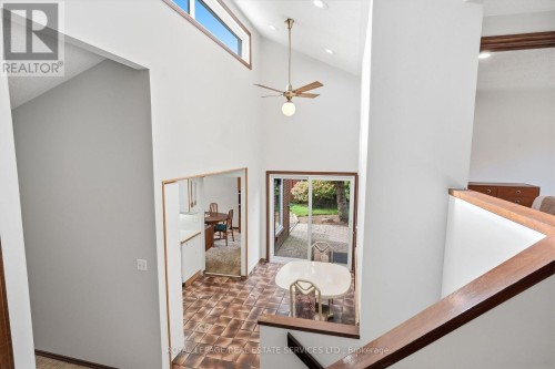 60 Bowshelm Court, Mississauga, ON 