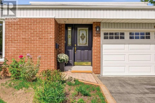 60 Bowshelm Court, Mississauga, ON 