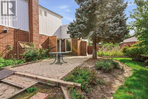 60 Bowshelm Court, Mississauga, ON 
