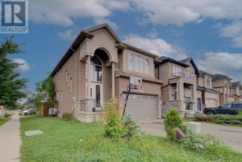 4 Chartwell Circle S, Hamilton, ON 