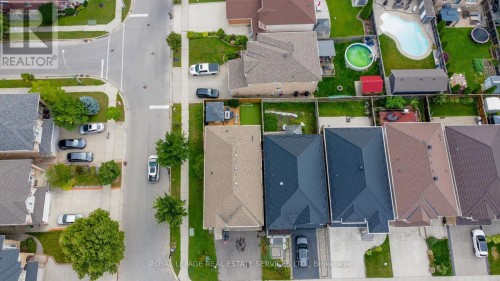 4 Chartwell Circle S, Hamilton, ON 