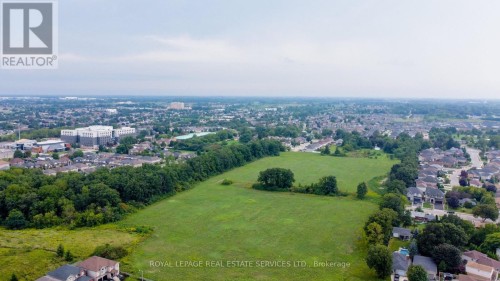 4 Chartwell Circle S, Hamilton, ON 