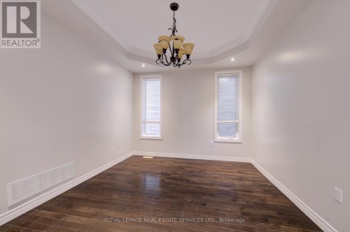 4 Chartwell Circle S, Hamilton, ON 