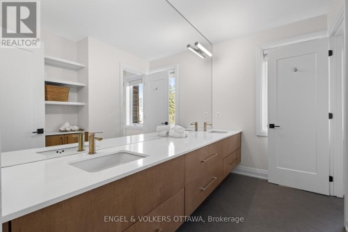 736 Sherbourne Road, Ottawa, ON 