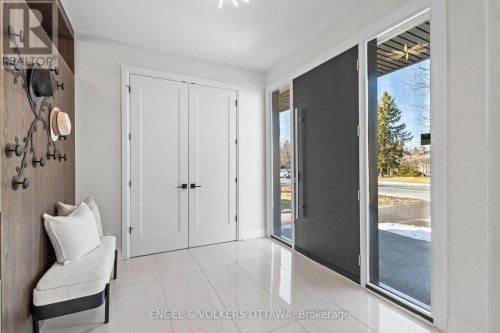 736 Sherbourne Road, Ottawa, ON 