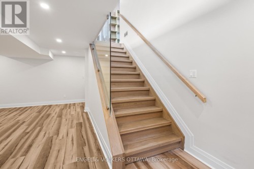 736 Sherbourne Road, Ottawa, ON 