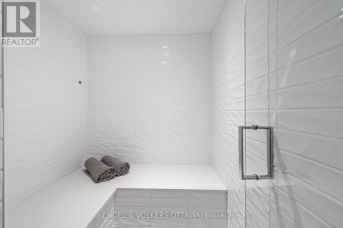 736 Sherbourne Road, Ottawa, ON 