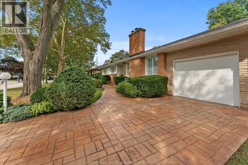 730 Champlain Drive, Windsor, ON 