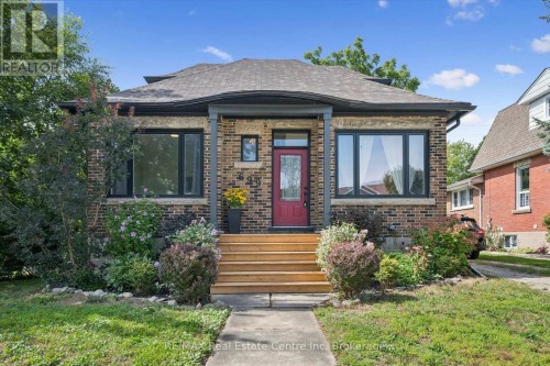 699 ST ANDREW STREET W  Centre Wellington (Fergus), ON N1M 1P7