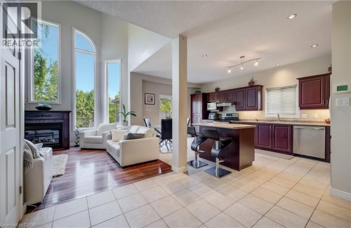 573 Robert Ferrie Drive, Kitchener, ON 