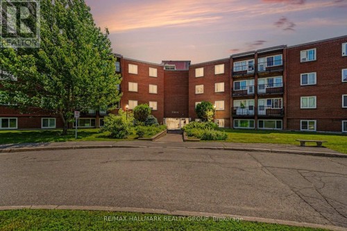 306A - 2044 ARROWSMITH DRIVE  Ottawa, ON K1J 7V8