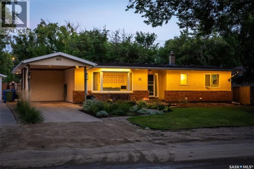 81 Dolphin Bay, Regina, SK 