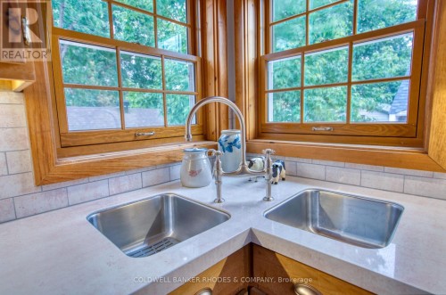1329 Larose Avenue, Ottawa, ON 