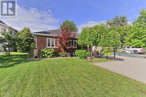14 BOWERS ROAD  East Gwillimbury, ON L9N 1J2