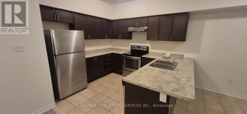 3 - 403 WESTWOOD DRIVE , Kitchener, Ontario N2M 0B5 5