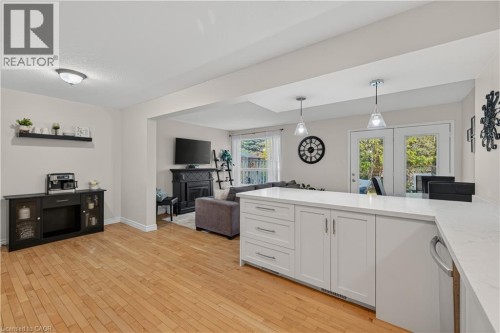 475 Annapolis Court, Waterloo, ON 