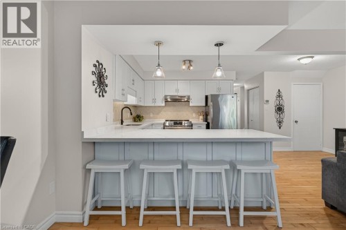 475 Annapolis Court, Waterloo, ON 